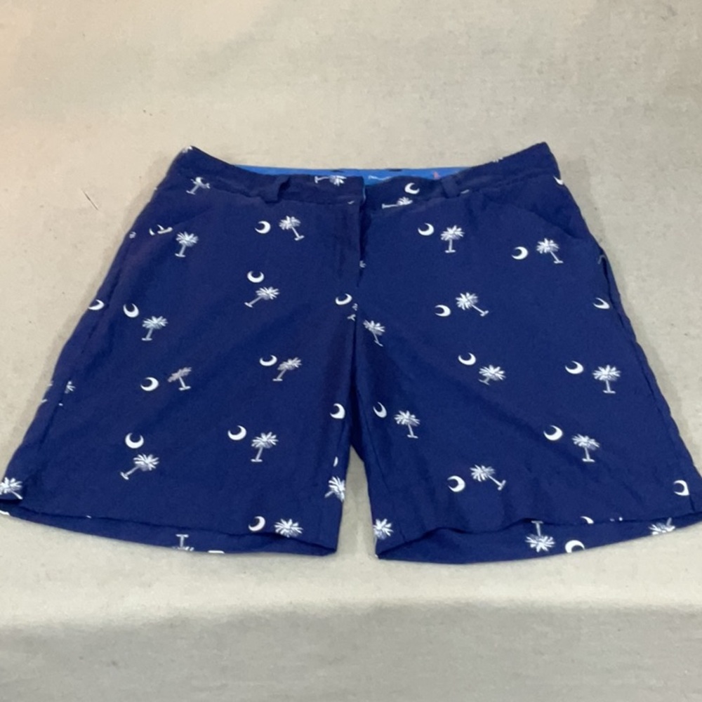 EUC Womans Bermuda Styles Shorts